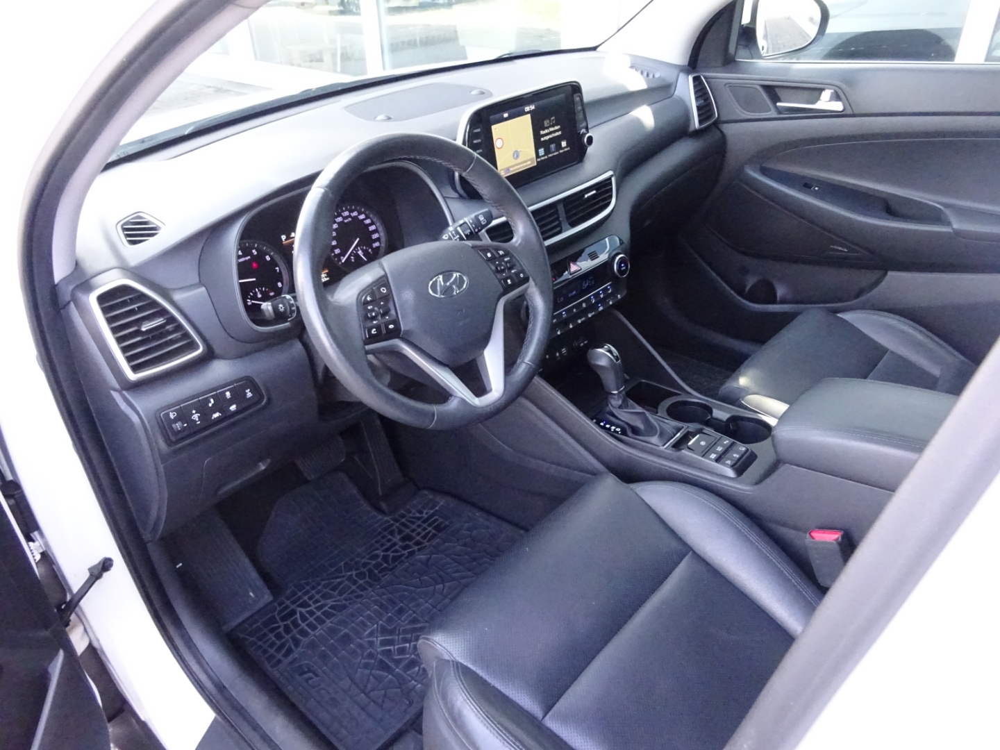 TUCSON Premium FL 1.6 GDi Turbo 7-DCT 4WD PREMIUM Panorama El. Navi Leder