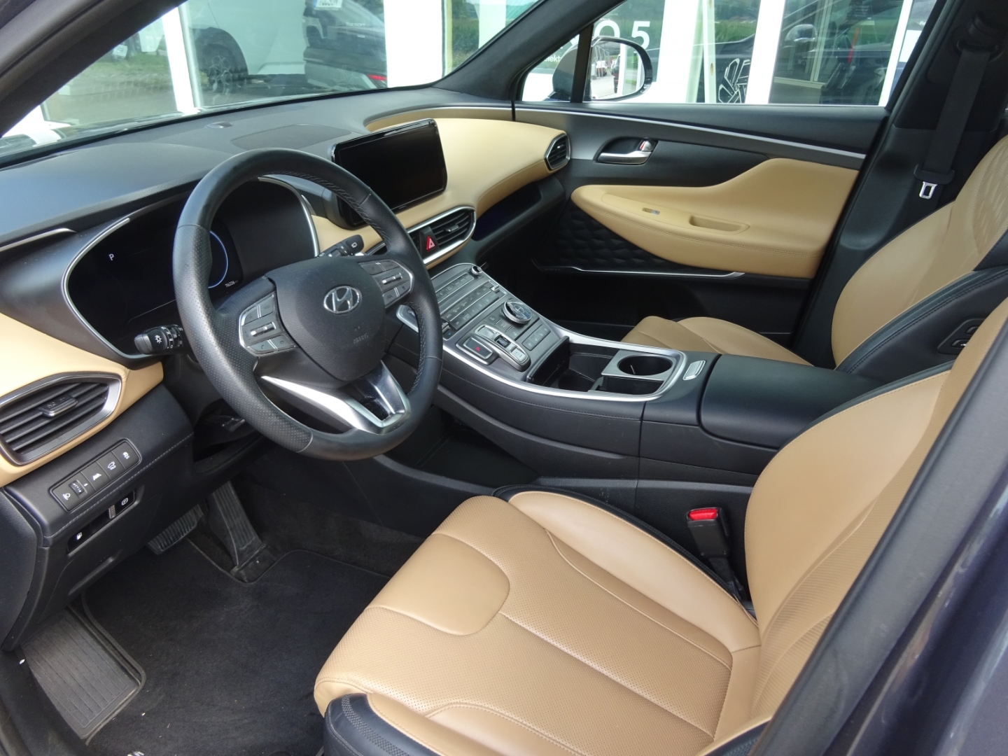 SANTA FE Signature Plug-In Hybrid Plug-in-Hybrid 1.6 T-GDi 4WD 6AT SIGNATUR Niveau