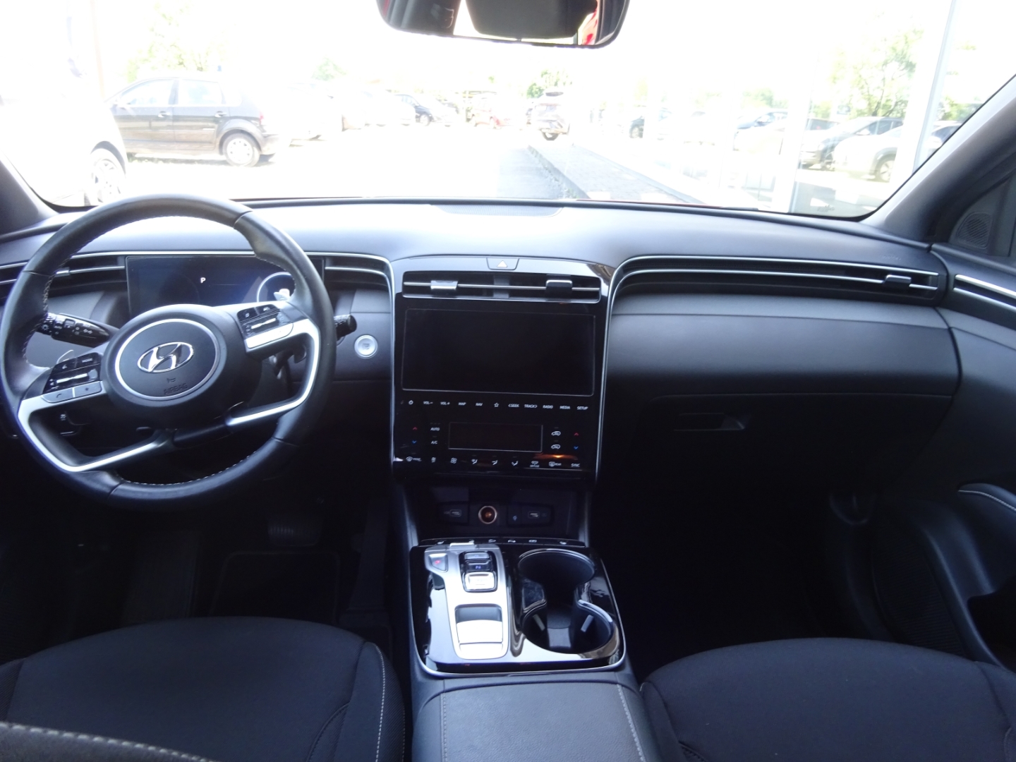 TUCSON Blackline Mild-Hybrid 1.6 GDI Turbo 150PS (+48V) 7-DCT 2WD Blackl Navi Digitales Cockpit