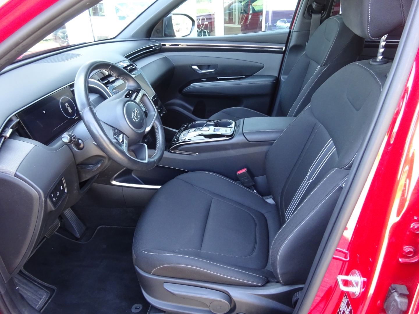 TUCSON Blackline Mild-Hybrid 1.6 GDI Turbo 150PS (+48V) 7-DCT 2WD Blackl Navi Digitales Cockpit