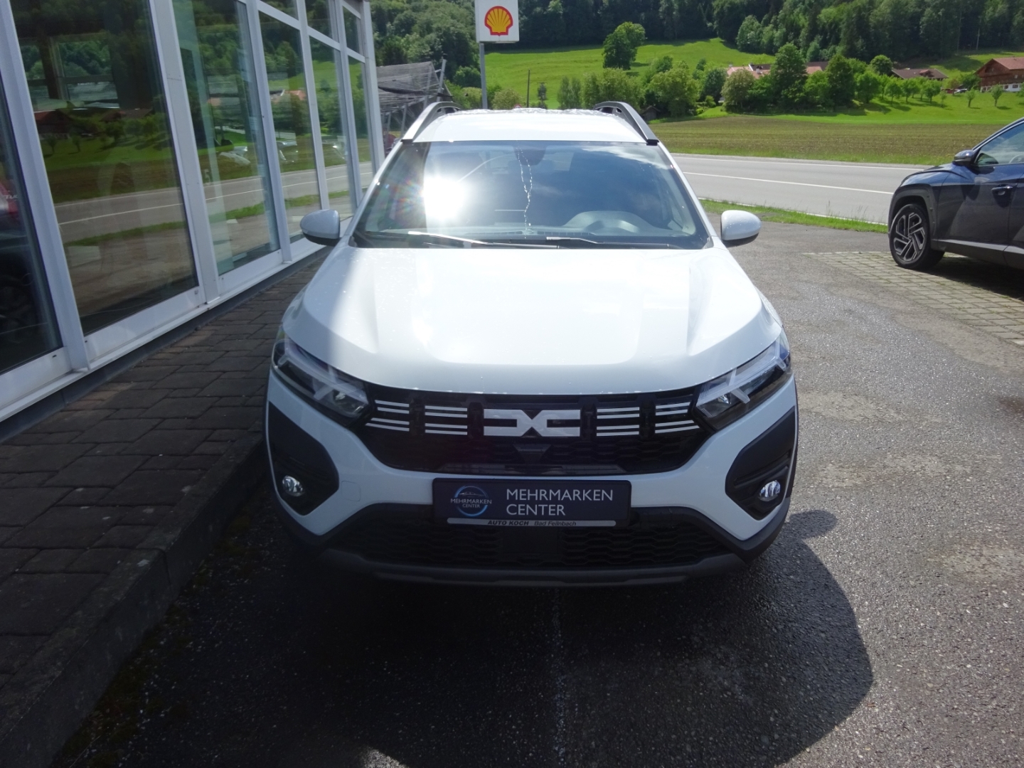 Jogger Expression Digitales Cockpit Apple CarPlay Android Auto Fahrerprofil DAB Notbremsass.