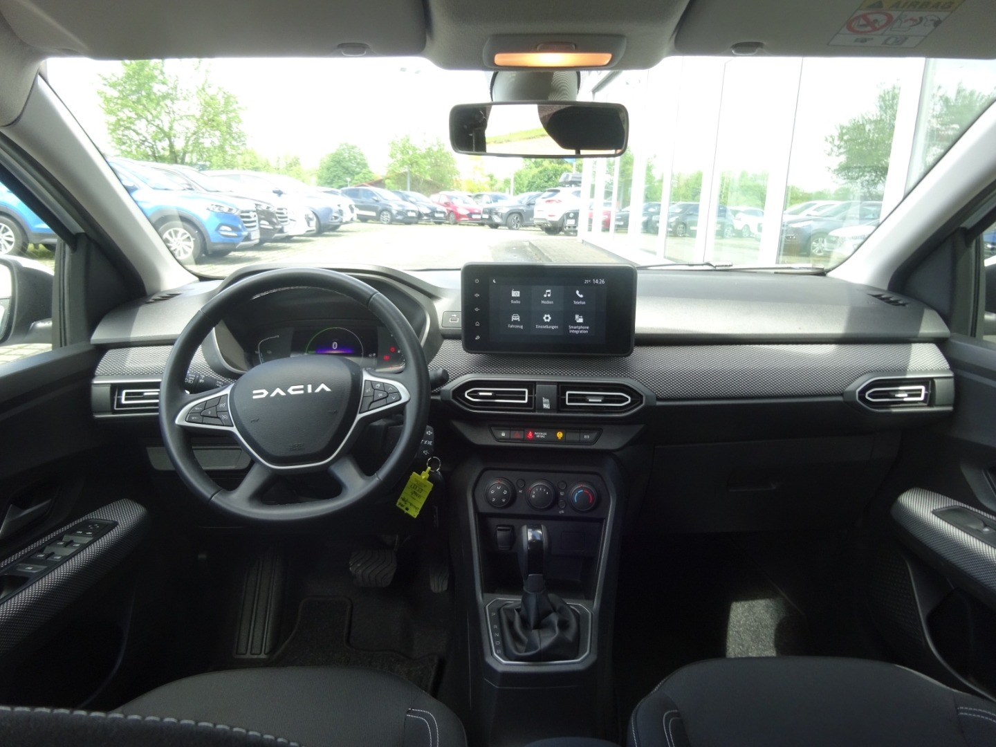 Jogger Expression Digitales Cockpit Apple CarPlay Android Auto Fahrerprofil DAB Notbremsass.