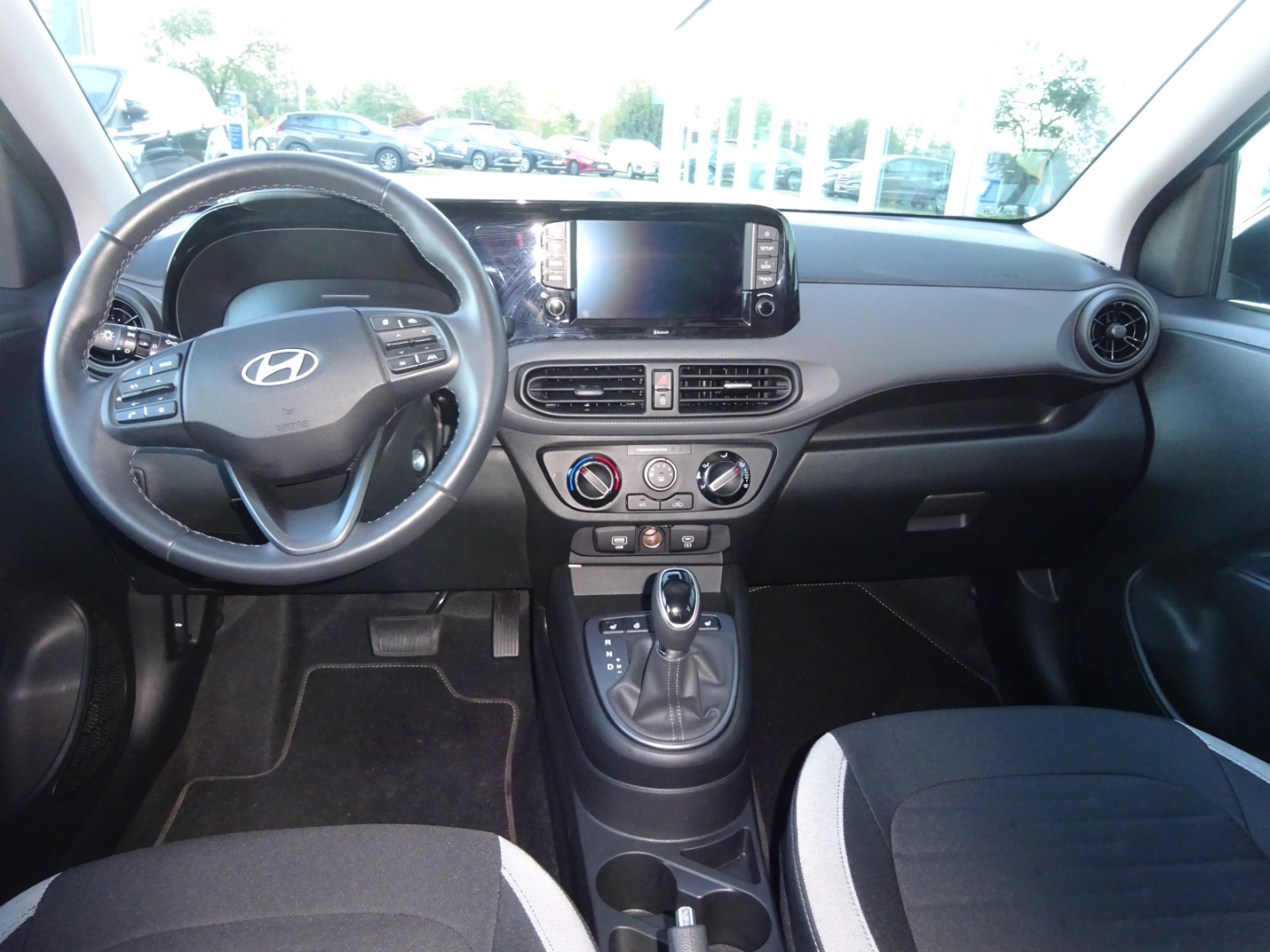 i10 FL (MY24) 1.0 Benzin (67 PS) 5-AMT 2WD Trend Navi Apple CarPlay Android Auto Musikstreaming