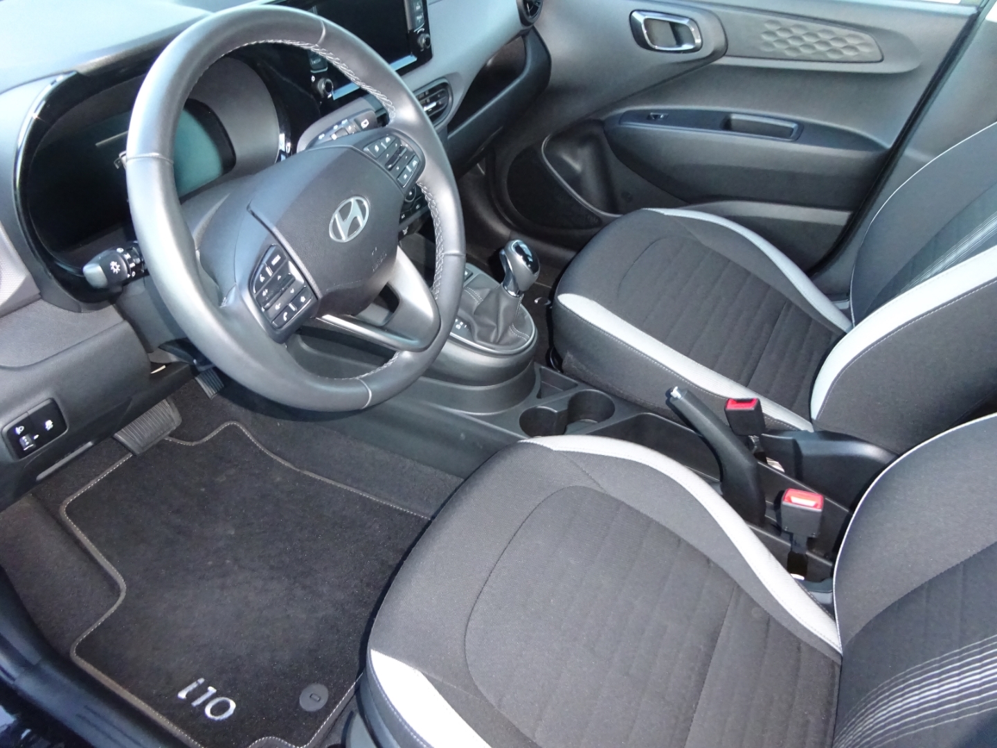 i10 FL (MY24) 1.0 Benzin (67 PS) 5-AMT 2WD Trend Navi Apple CarPlay Android Auto Musikstreaming