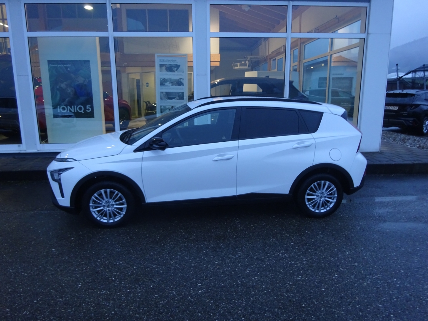 BAYON 2WD (MJ23) 1.0 T-Gdi (100PS) M T Connect & Go leichter Hagelschaden