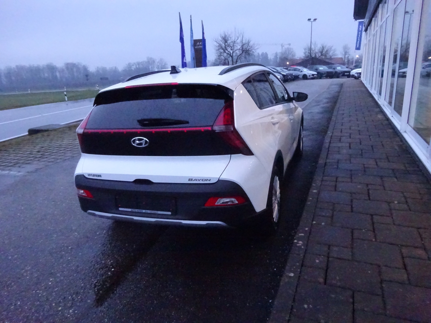 BAYON 2WD (MJ23) 1.0 T-Gdi (100PS) M T Connect & Go leichter Hagelschaden