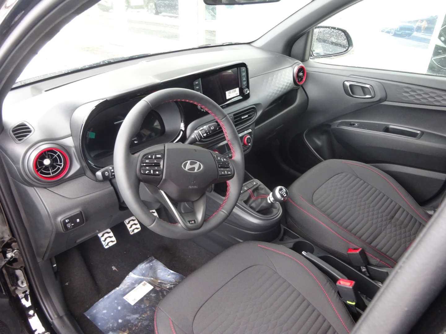 i10 FL (MY25) 1.0 T-GDI (90 PS) 5-MT 2WD N Line Sportpaket Navi Apple CarPlay Android Auto