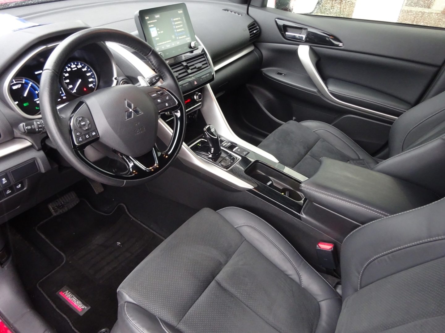 Eclipse Cross MIVEC Plug-In Hybrid Intro Editio HUD StandHZG 360 Kamera LED ACC Apple CarPlay