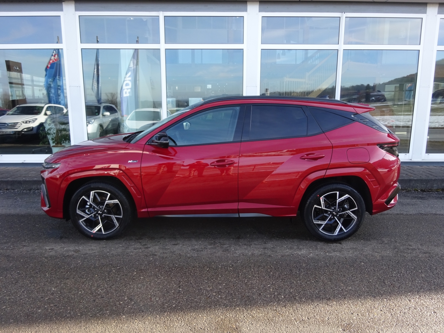 TUCSON Line X Hybrid FL HEV (MY26) 1.6 T-GDi (239 PS) 6-AT 4WD N HUD El. Panodach