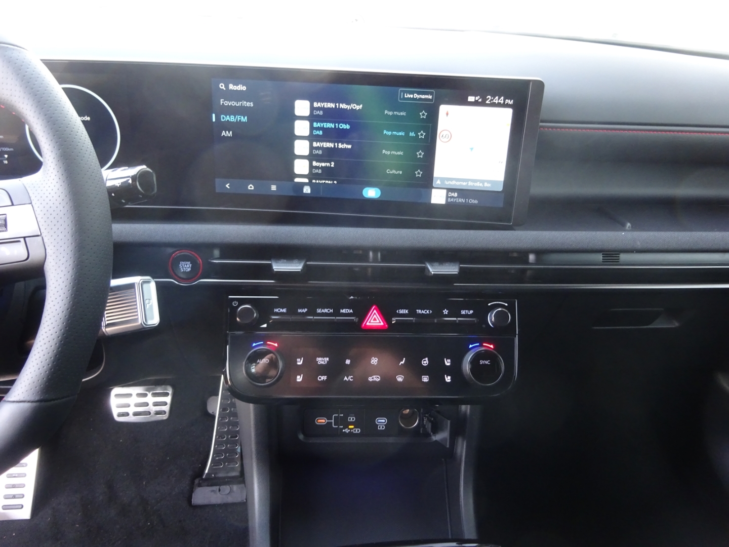 TUCSON Line X Hybrid FL HEV (MY26) 1.6 T-GDi (239 PS) 6-AT 4WD N HUD El. Panodach