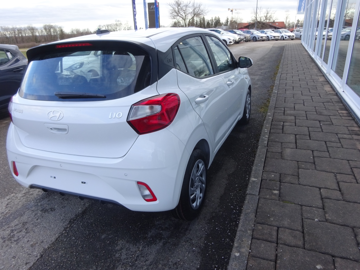 i10 FL (MY25) 1.0 Benzin (63 PS) 5-MT 2WD Select Navi Apple CarPlay Android Auto Musikstreaming