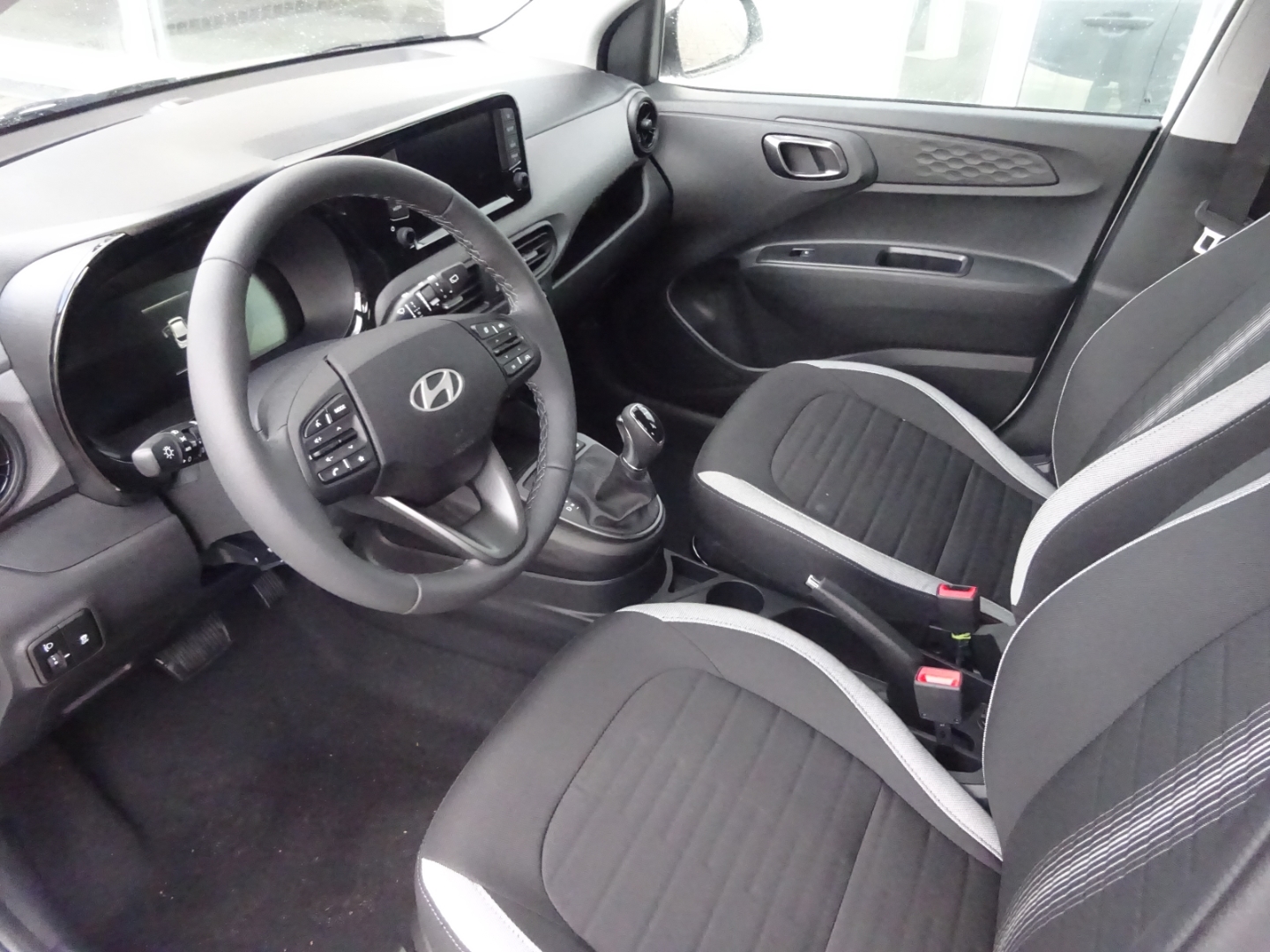 i10 Trend FL (MY25) 1.0 Benzin (63 PS) 5-AMT 2WD Trend, Navi Apple CarPlay Android Auto