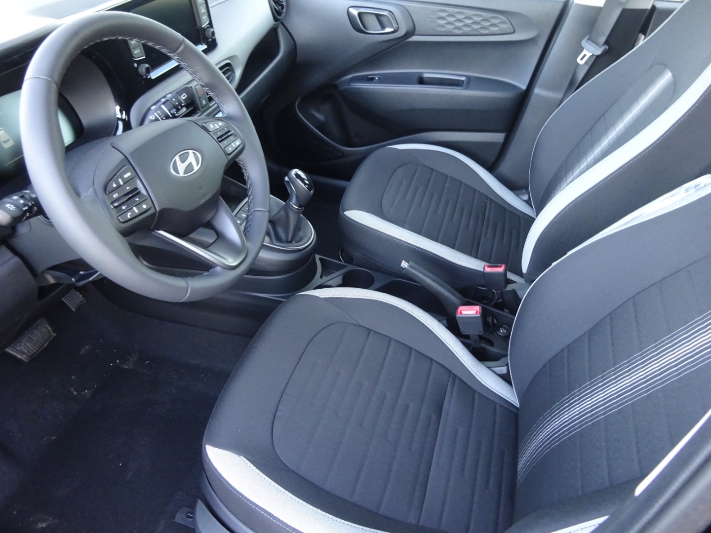 i10 Trend FL (MY25) 1.0 Benzin (63 PS) 5-AMT 2WD Trend, Navi Apple CarPlay Android Auto