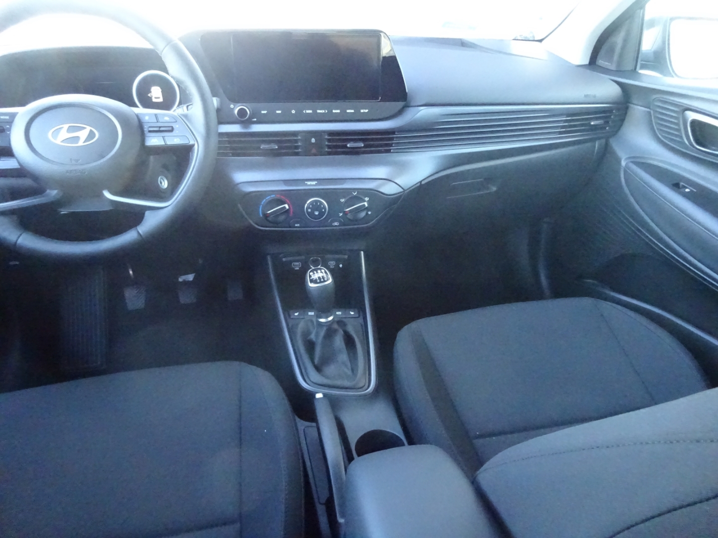 i20 FL (MY26) 1.0 T-GDI (90 PS) 6-MT 2WD Trend Navi Digitales Cockpit LED Apple CarPlay