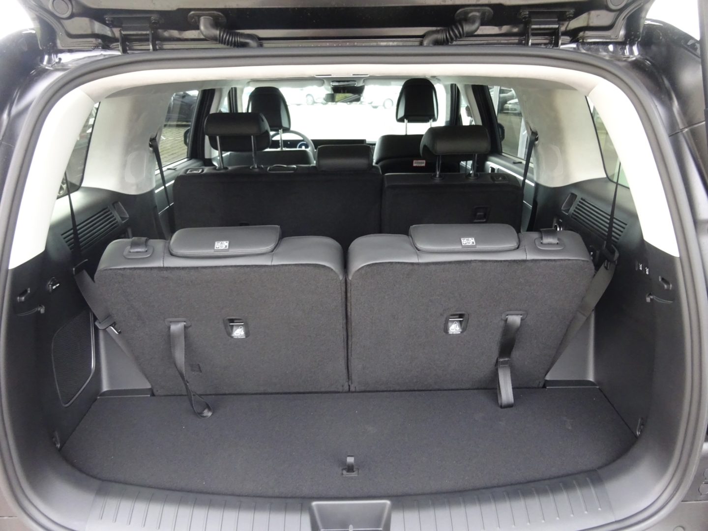 SANTA FE Hybrid 2WD Signature HEV 7-Sitzer (MY26) 1.6 T-GDI (239 PS) 6- AMT Niveau