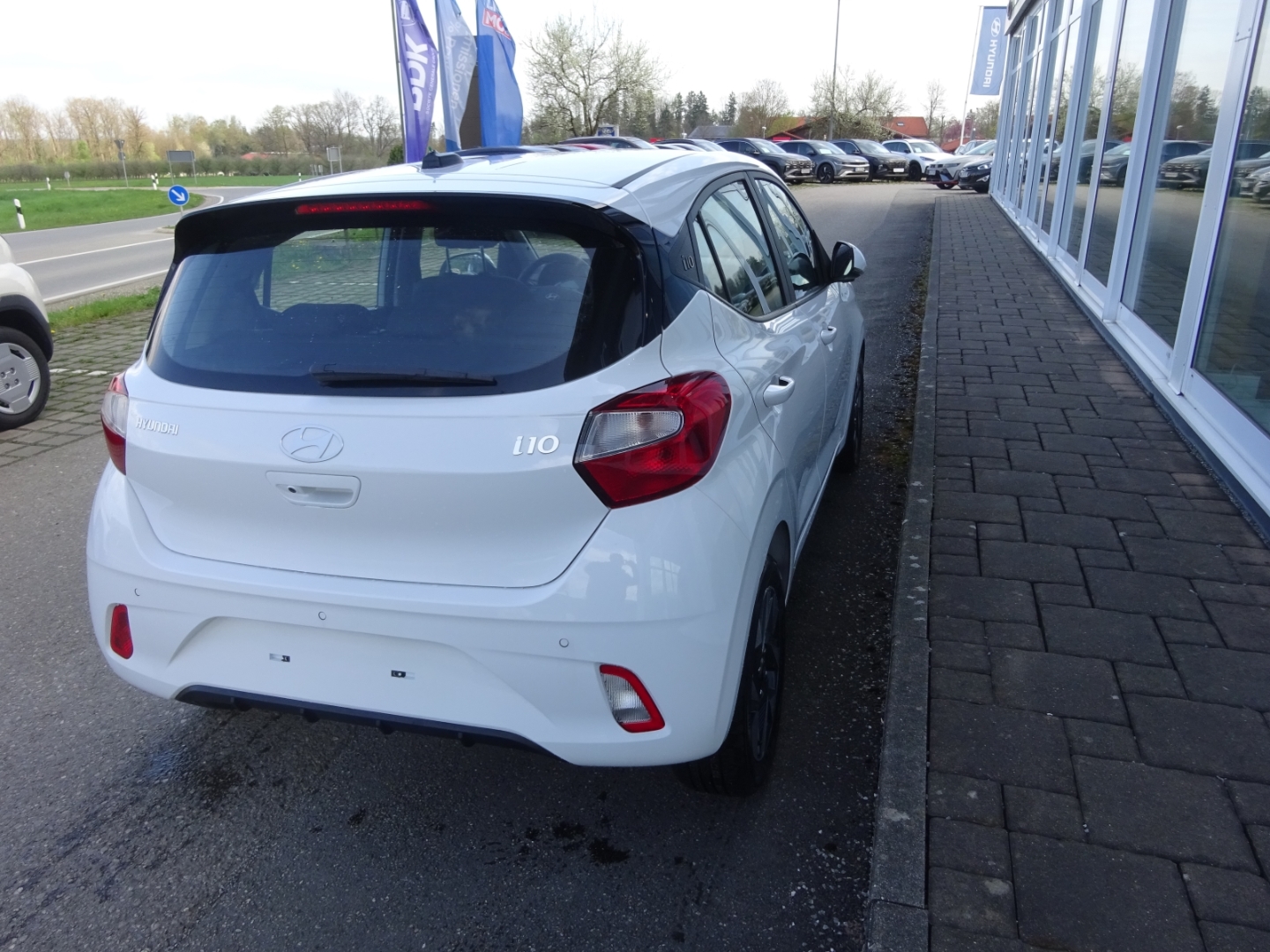 i10 Trend FL (MY25) 1.0 Benzin (63 PS) 5-AMT 2WD Trend, Navi Apple CarPlay Android Auto