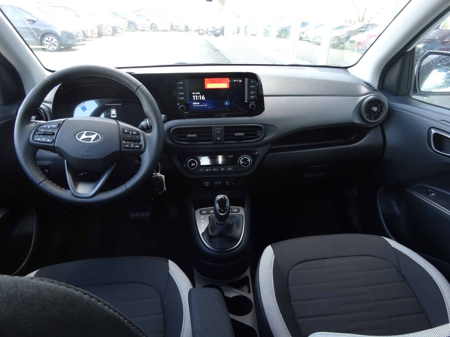 i10 Trend FL (MY25) 1.0 Benzin (63 PS) 5-AMT 2WD Trend, Navi Apple CarPlay Android Auto