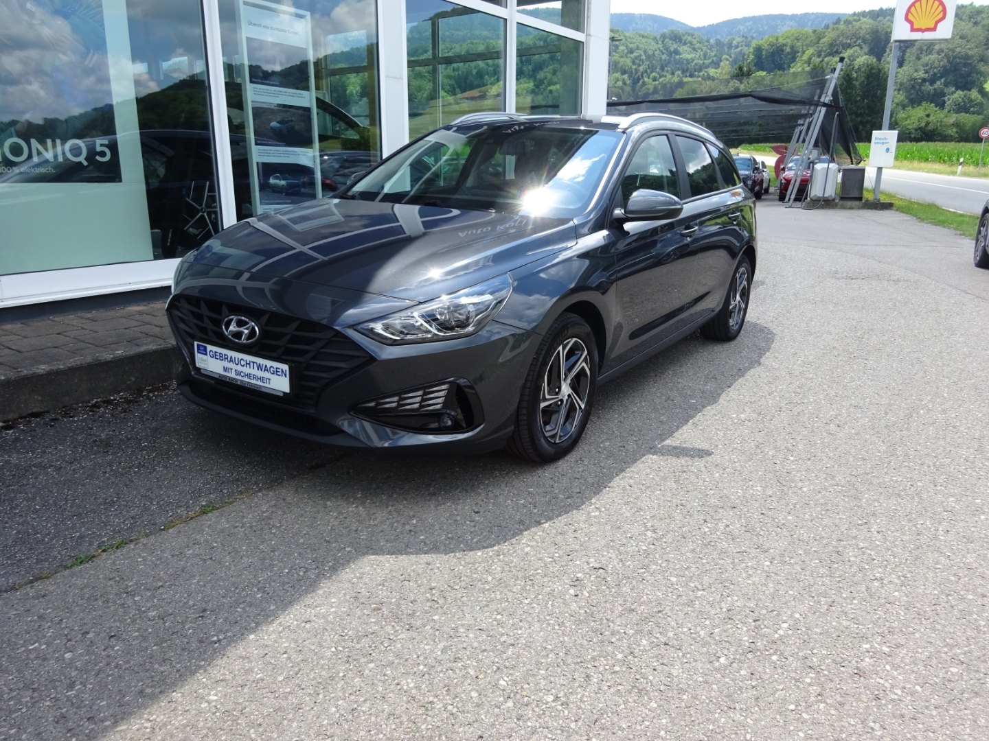 i30 Pure FL Kombi (MJ22) 1.5 6-MT (110 PS) 2WD PURE AHK DAB Spurhalteass. Fernlichtass.