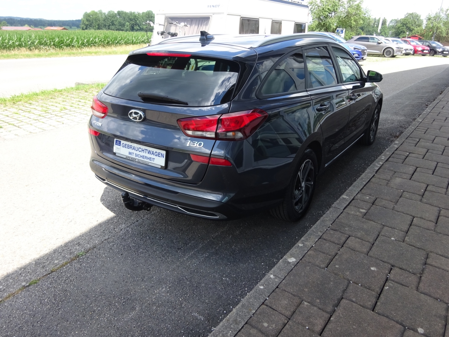 i30 Pure FL Kombi (MJ22) 1.5 6-MT (110 PS) 2WD PURE AHK DAB Spurhalteass. Fernlichtass.