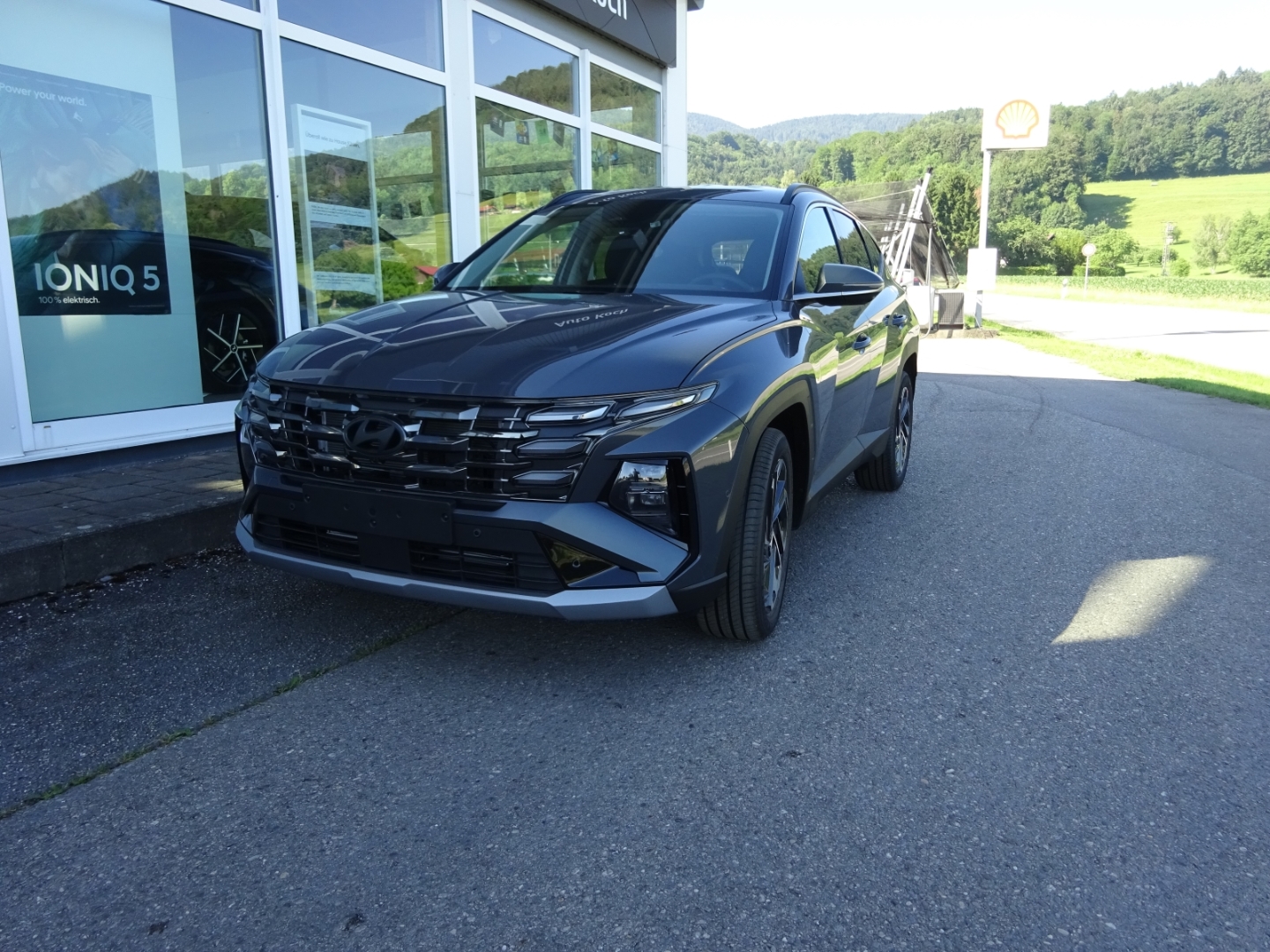 TUCSON Prime Hybrid 2WD FL HEV (MY27) 1.6 T-GDi (239 PS) 6-AT 4WD P HUD Navi Leder