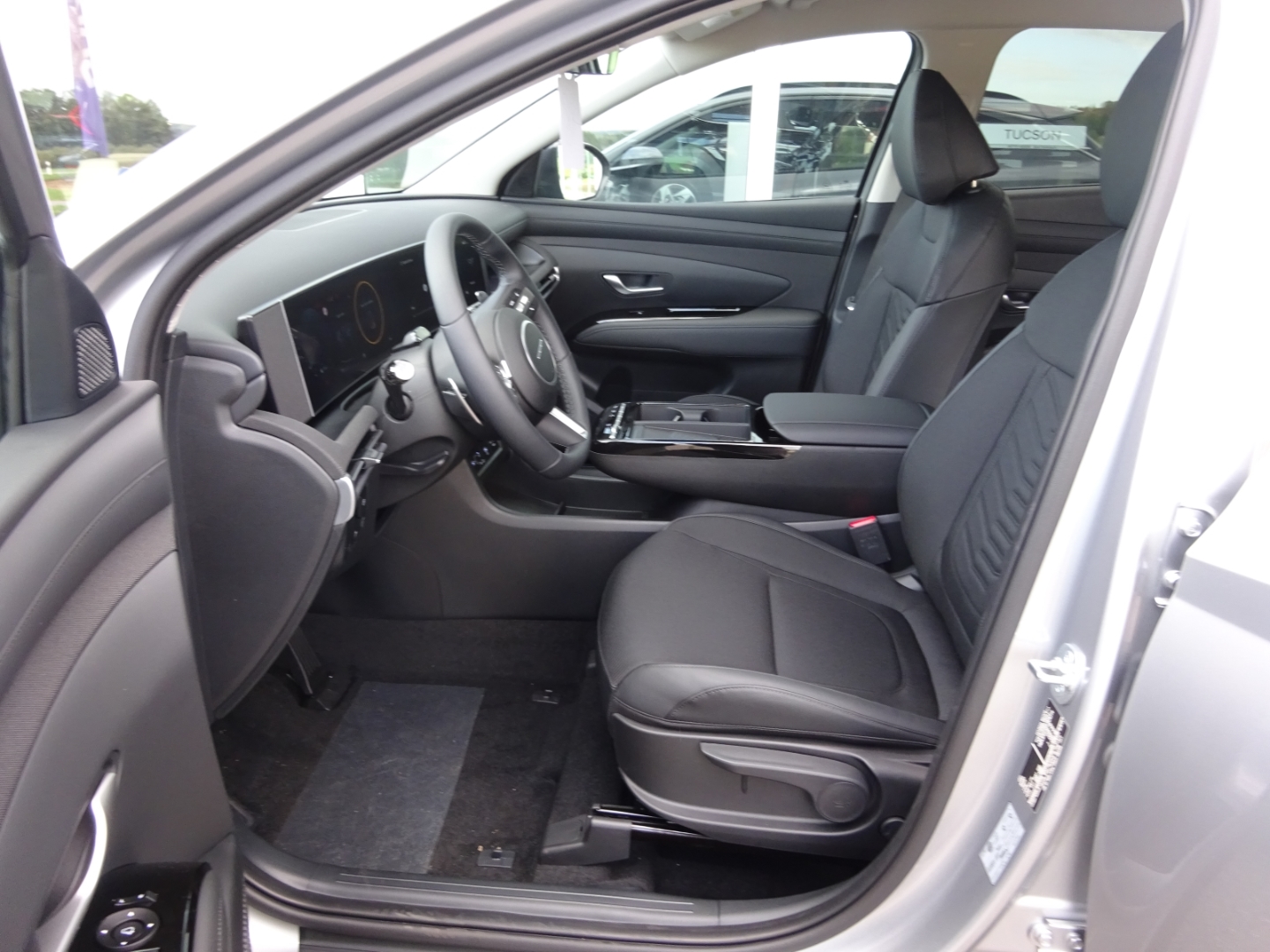 TUCSON Trend Hybrid FL HEV (MY27) 1.6 T-GDi (239 PS) 6-AT 2WD T Navi Digitales Cockpit