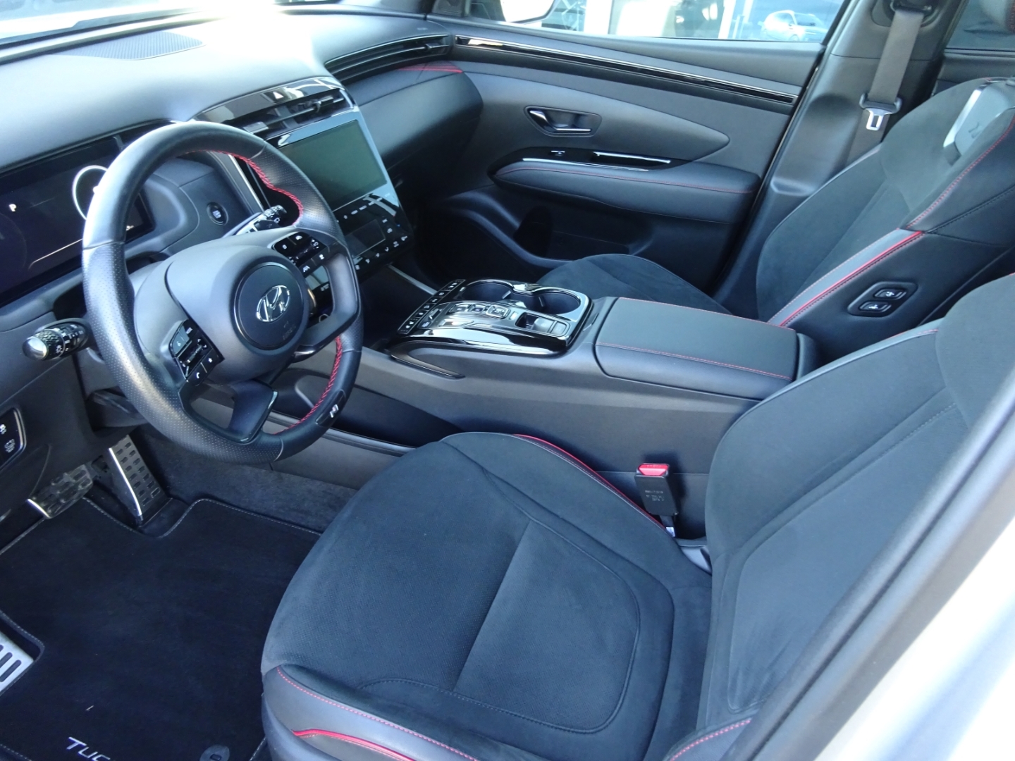 TUCSON Line Hybrid 1.6 T-GDi 230PS 6-AT 4WD N LINE MJ23 AHK-abnehmbar Navi Digitales Cockpit
