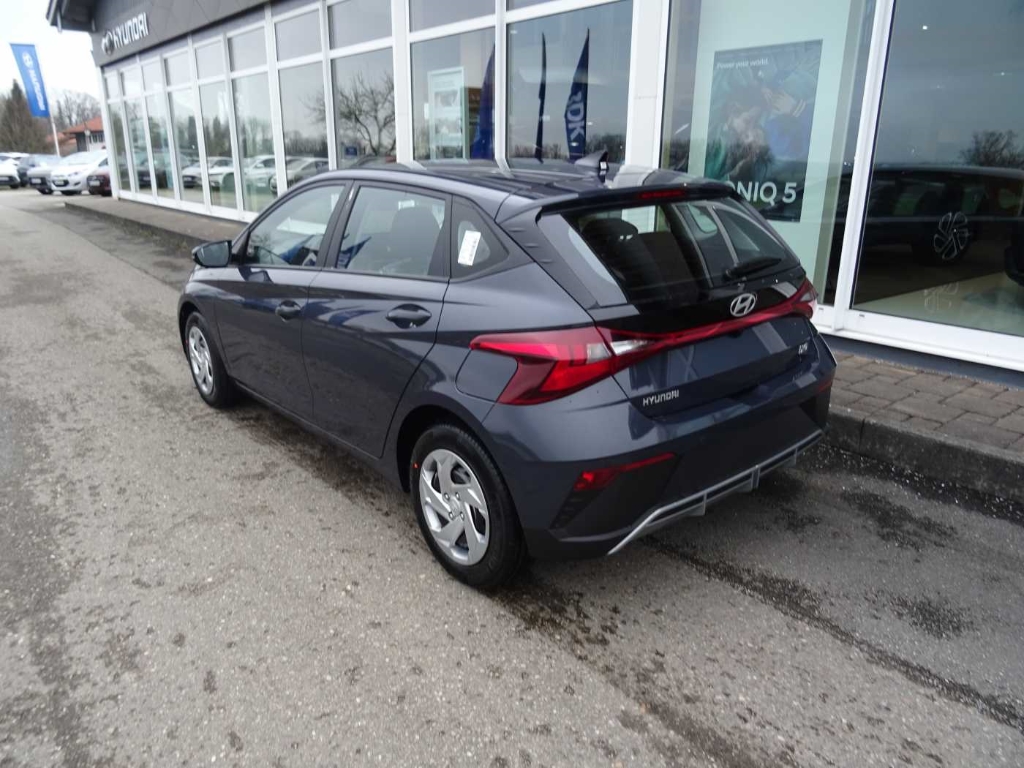 i20 1.2 M T, Select Apple CarPlay DAB Spurhalteass. Fernlichtass. Verkehrszeichenerk.