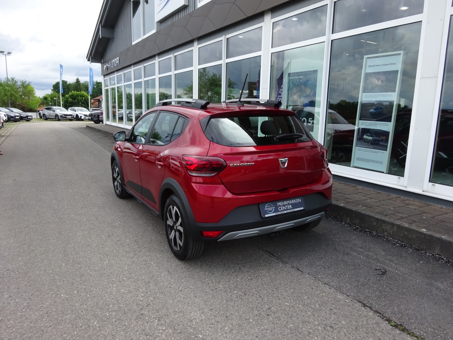 Sandero Stepway Comfort III (10.2020- ) Navi LED Klimaautom Fahrerprofil DAB Totwinkelassistent