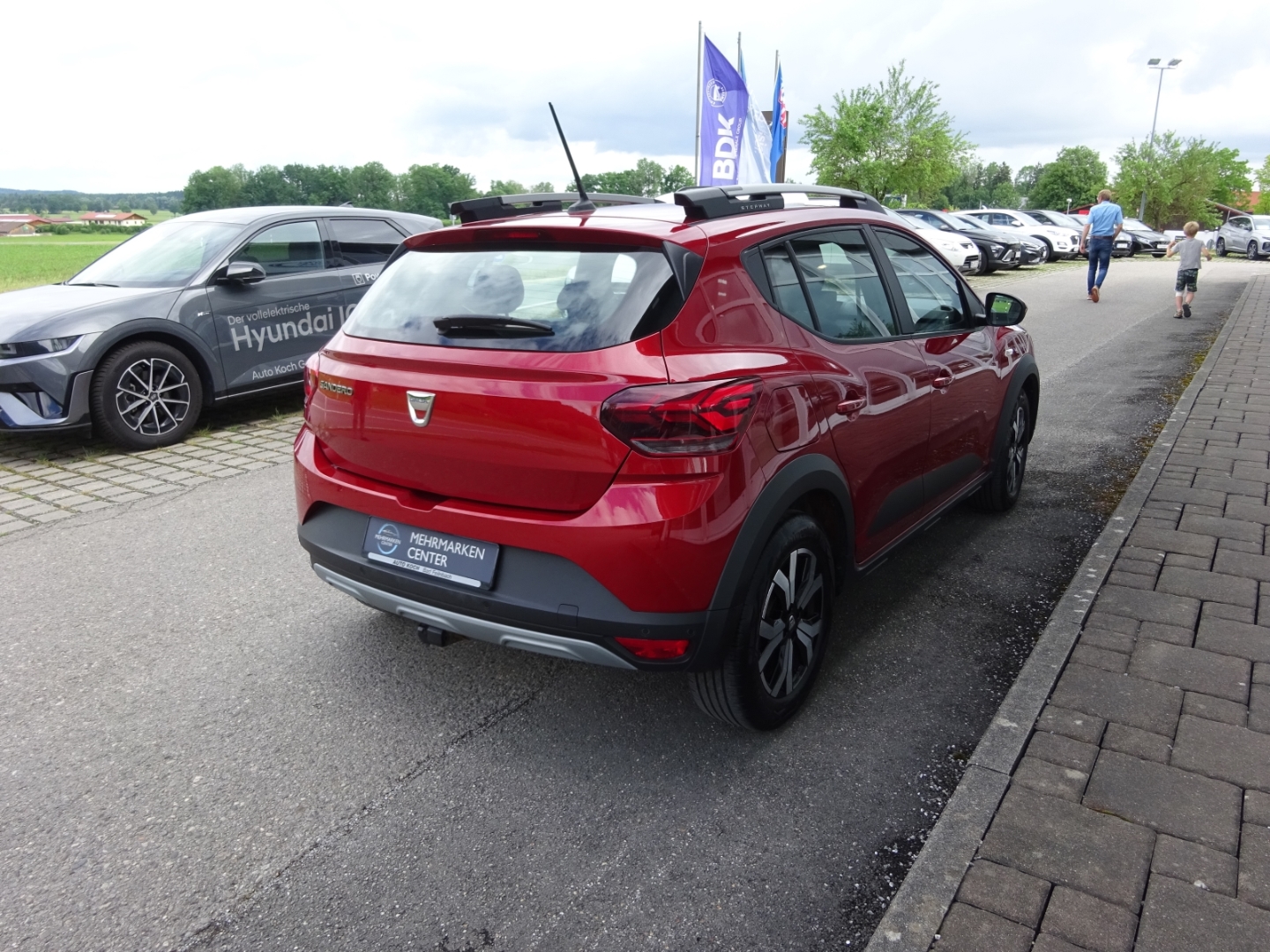 Sandero Stepway Comfort III (10.2020- ) Navi LED Klimaautom Fahrerprofil DAB Totwinkelassistent