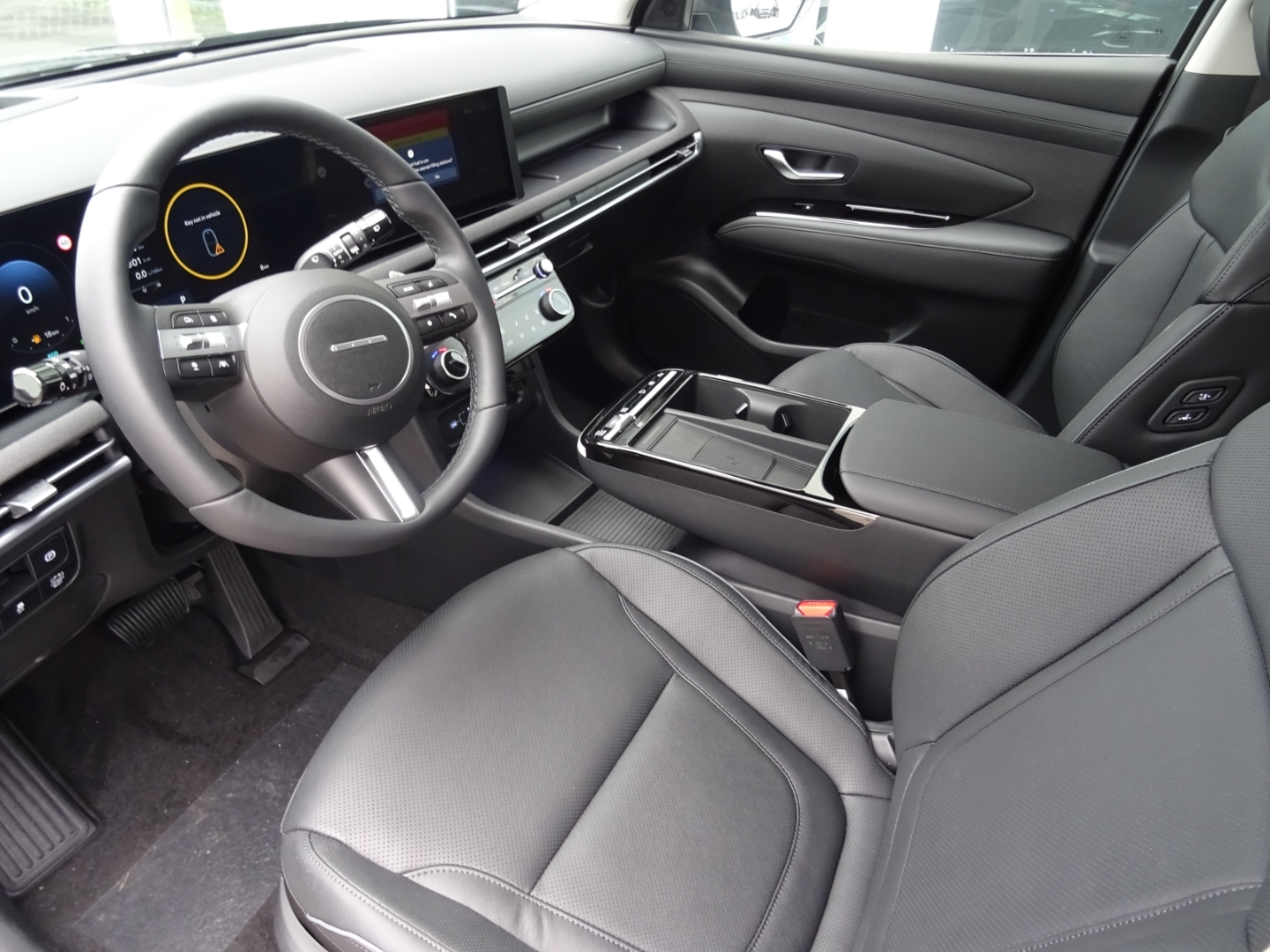 TUCSON Prime Hybrid 4WD HUD Navi Leder Digitales Cockpit Soundsystem Klimasitze LED