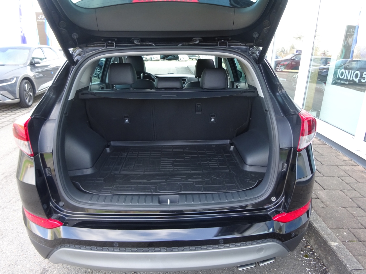 TUCSON Premium 4WD Navi Leder Klimasitze LED El. Heckklappe Mehrzonenklima Panoramadach WKR