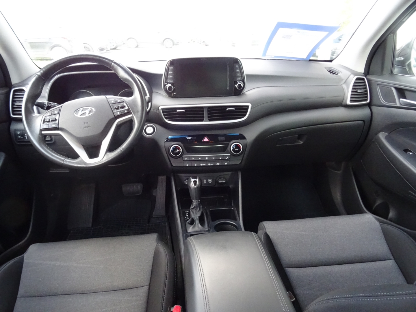 TUCSON 1.6 T-GDI Premium 4WD Winterkompletträder Anhängerkupplung Marderschreck