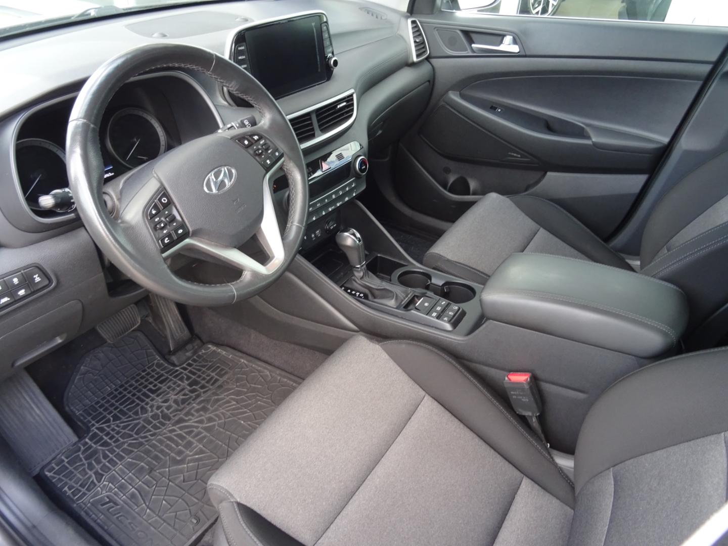 TUCSON 1.6 T-GDI Premium 4WD Winterkompletträder Anhängerkupplung Marderschreck