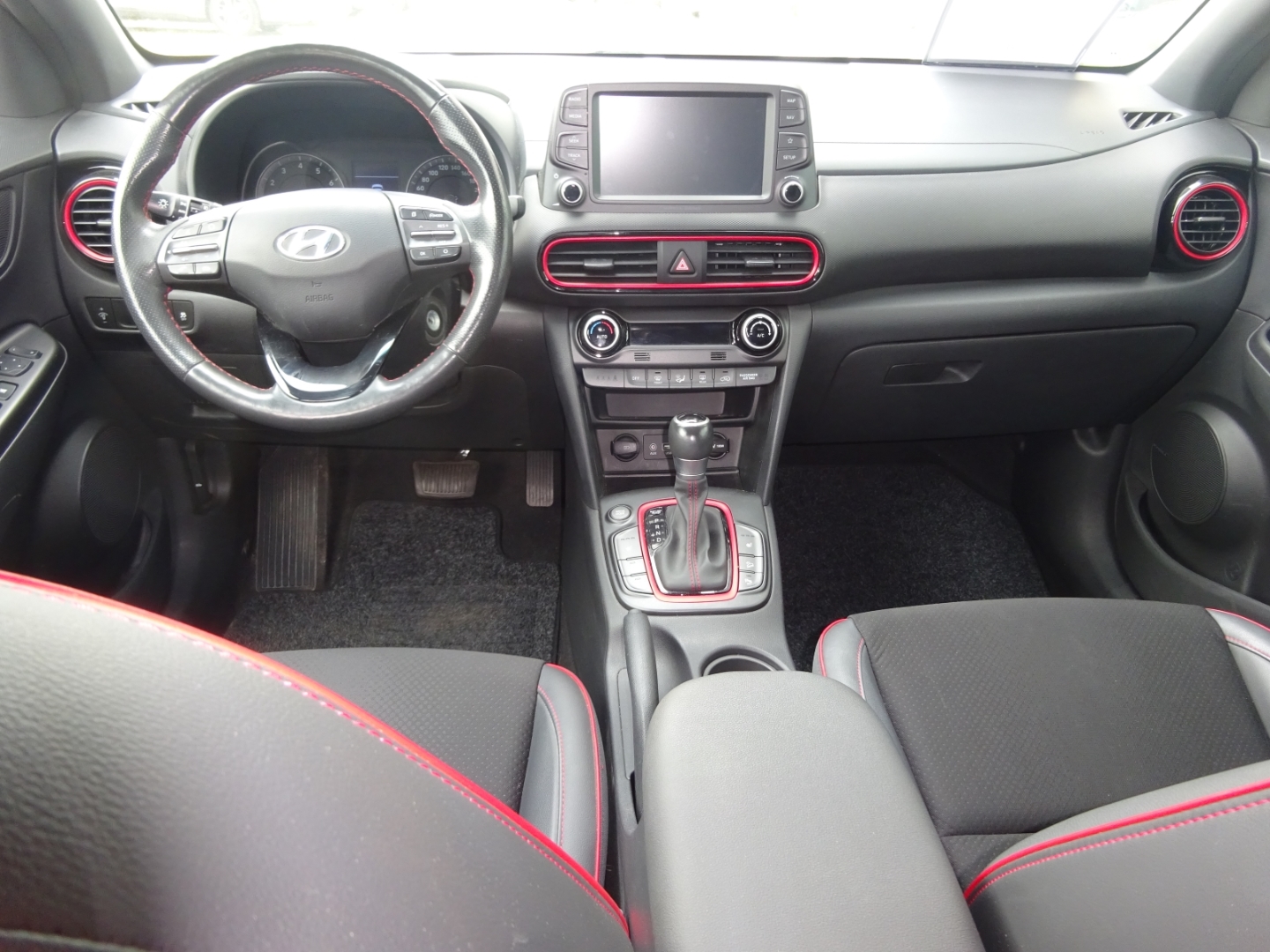 KONA Style 2WD Navi Soundsystem LED Apple CarPlay Android Auto Fahrerprofil DAB SHZ