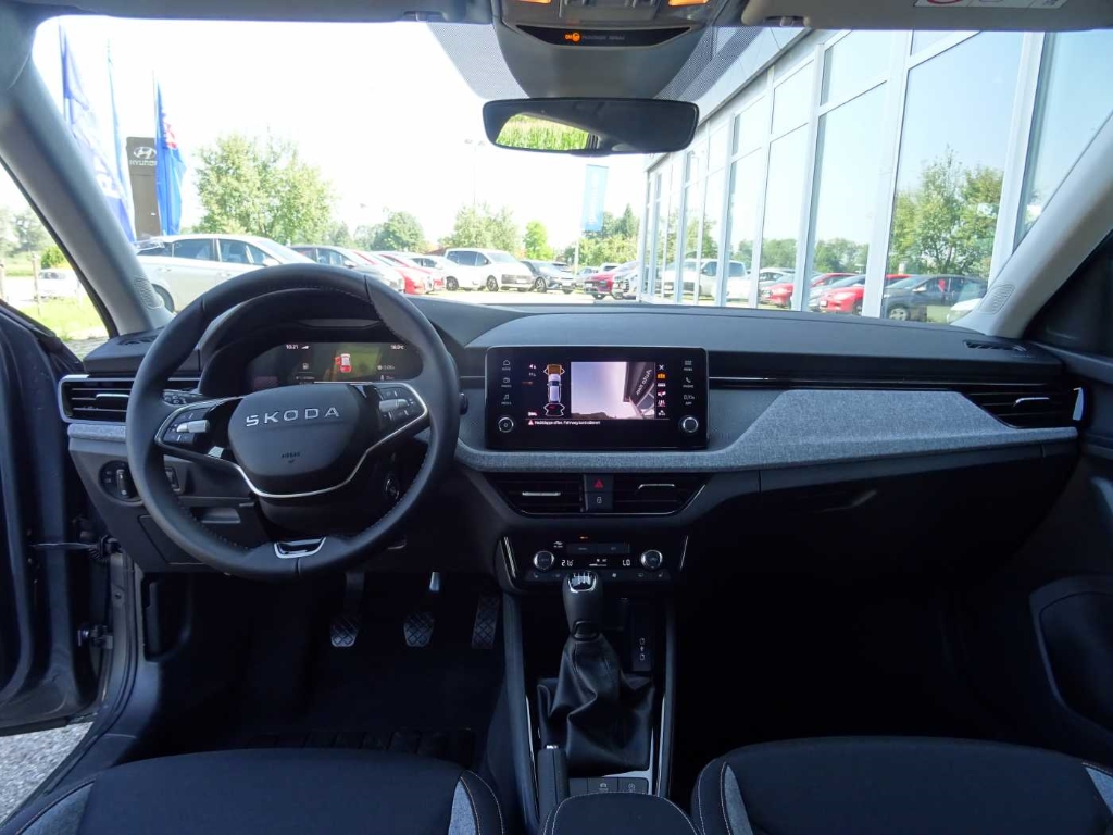 Scala 1.0 TSI, Selection