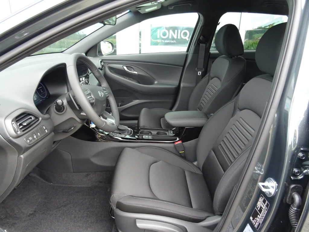 i30 1.5 T-GDI DCT, Advantage Mild-Hybrid