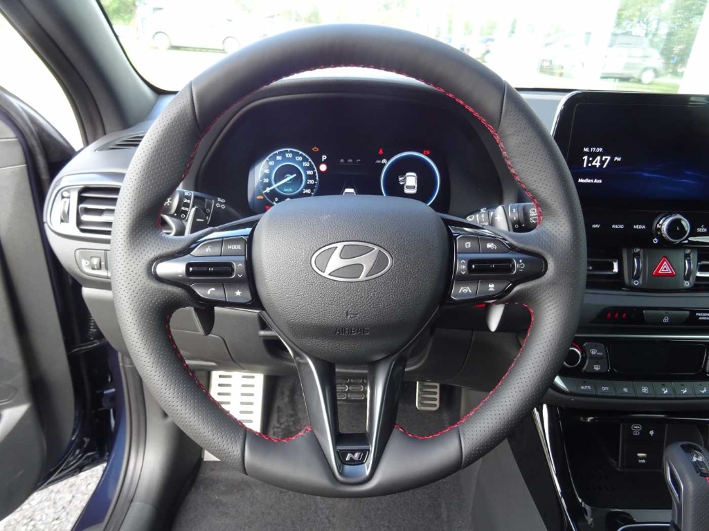 i30 1.5 T-GDI DCT Mild-Hybrid, N Line Navi Digitales Cockpit Apple CarPlay Android Auto