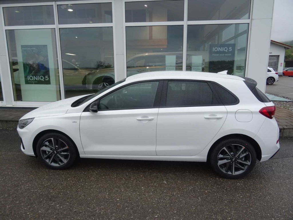 i30 1.5 T-GDI Mild-Hybrid M T, Advantage
