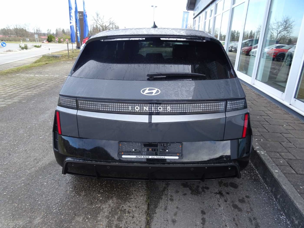 IONIQ 5 N 84 kWh, Line